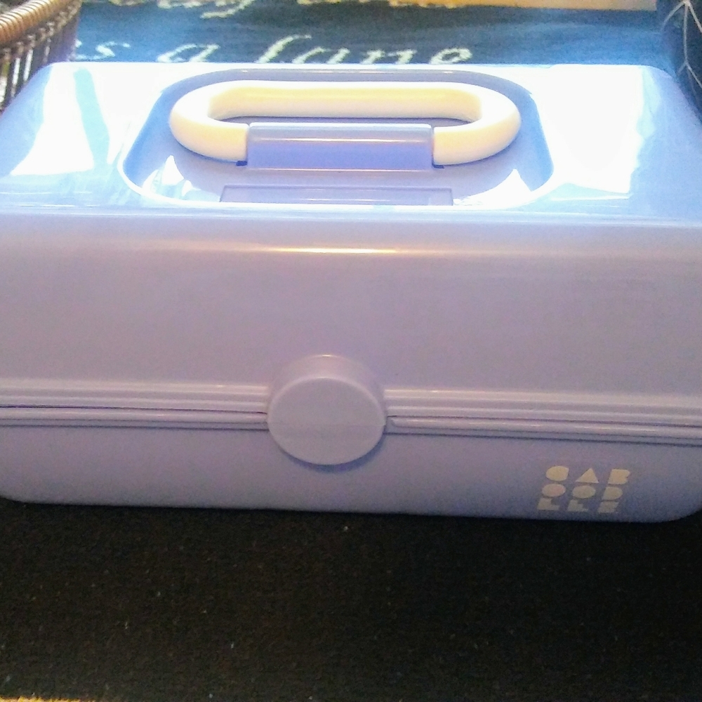 Small CaBoodle - Picture 2 of 2